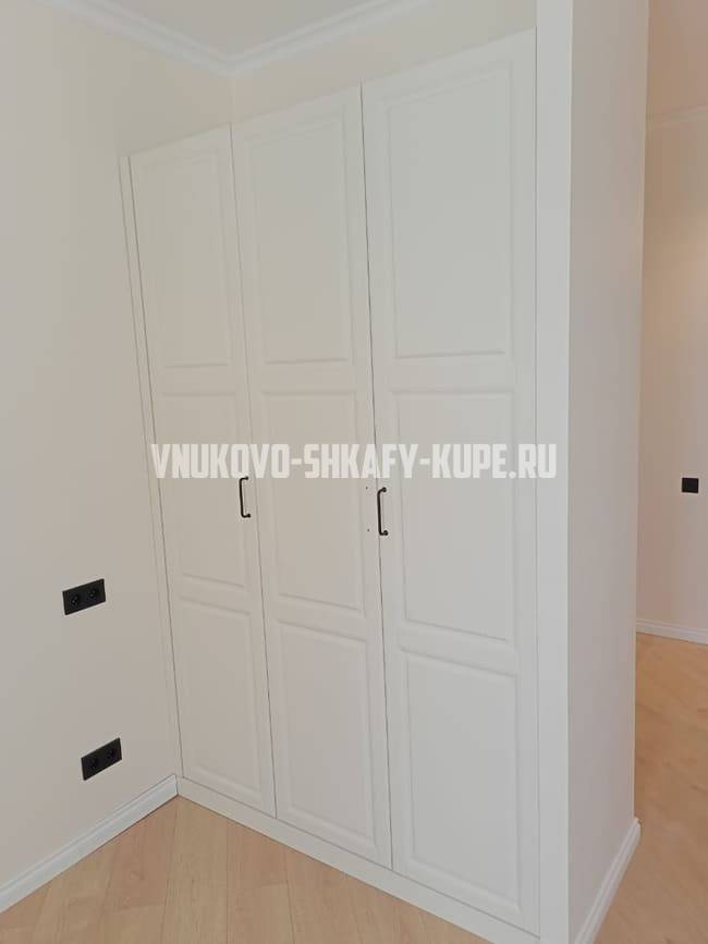 Распашные шкафы Внуково