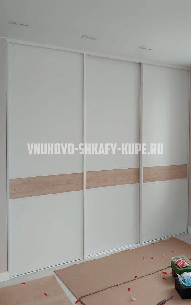 Шкафы в спальню Внуково